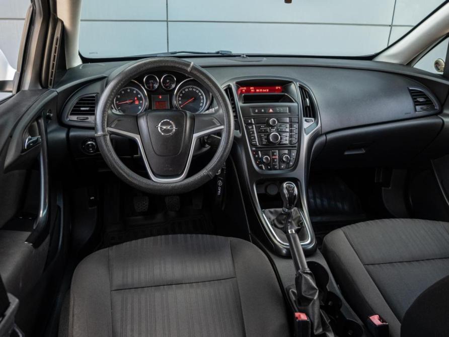 Opel Astra J Краснодар  - изображение 6