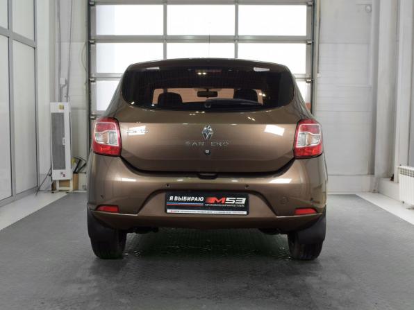 Renault Sandero II Рестайлинг с пробегом 2018 года, цена 949 995 рублей, 89640 км, хэтчбек, Автокод Объявления