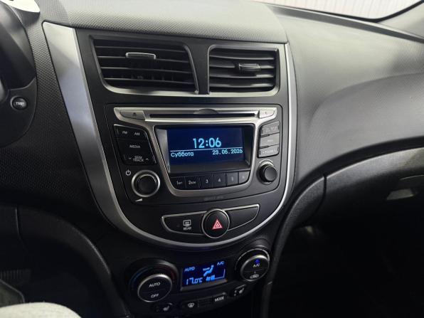 Hyundai Solaris I Рестайлинг с пробегом 2016 года, цена 1 147 000 рублей, 85700 км, седан, Автокод Объявления