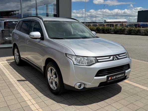 Mitsubishi Outlander III с пробегом 2012 года, цена 1 290 000 рублей, 239679 км, внедорожник, Автокод Объявления