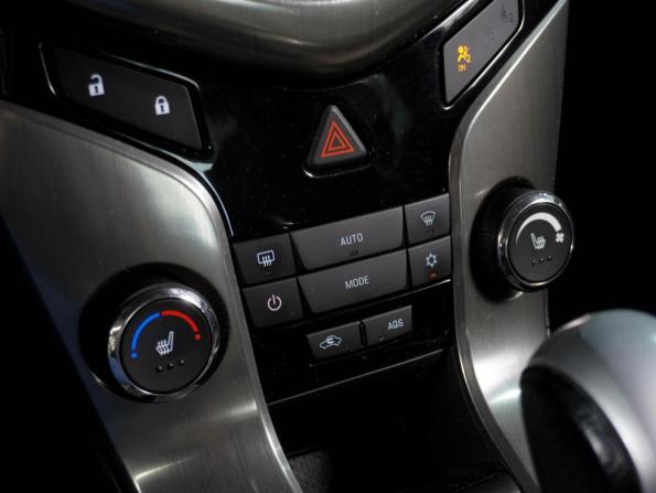 Chevrolet Cruze I Рестайлинг с пробегом 2013 года, цена 799 000 рублей, 228455 км, седан, Автокод Объявления