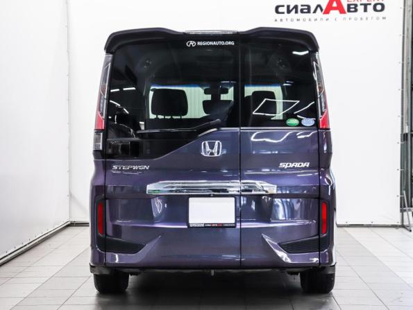 Honda Stepwgn V с пробегом 2016 года, цена 1 699 000 рублей, 119159 км, минивэн, Автокод Объявления