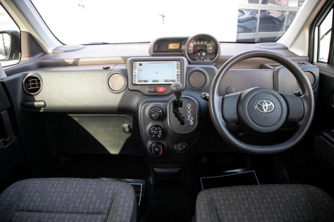 Toyota Porte II с пробегом 2012 года, цена 850 000 рублей, 111500 км, компактвэн, Автокод Объявления