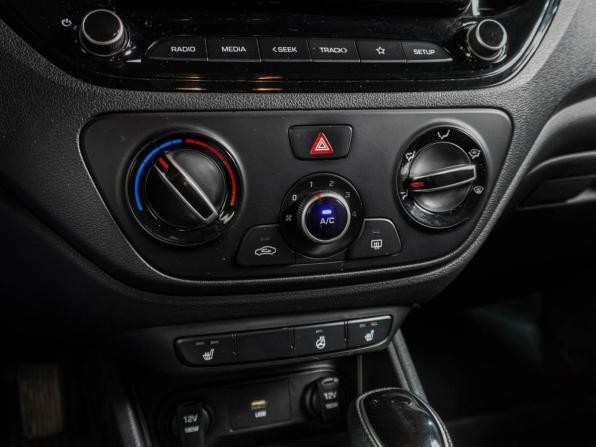 Hyundai Solaris II Рестайлинг с пробегом 2021 года, цена 1 599 000 рублей, 112237 км, седан, Автокод Объявления