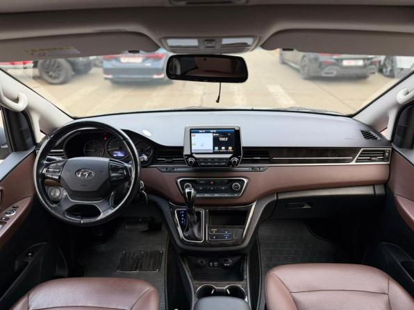 Hyundai Grand Starex I Рестайлинг 2 с пробегом 2018 года, цена 3 590 000 рублей, 90451 км, минивэн, Автокод Объявления