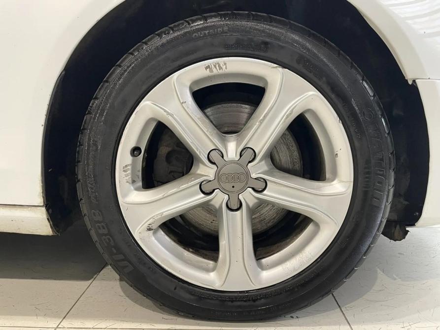Audi A4 IV (B8) Рестайлинг Москва  - изображение 17