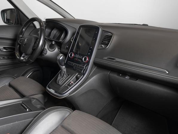 Renault Scenic IV с пробегом 2017 года, цена 1 480 000 рублей, 193000 км, компактвэн, Автокод Объявления
