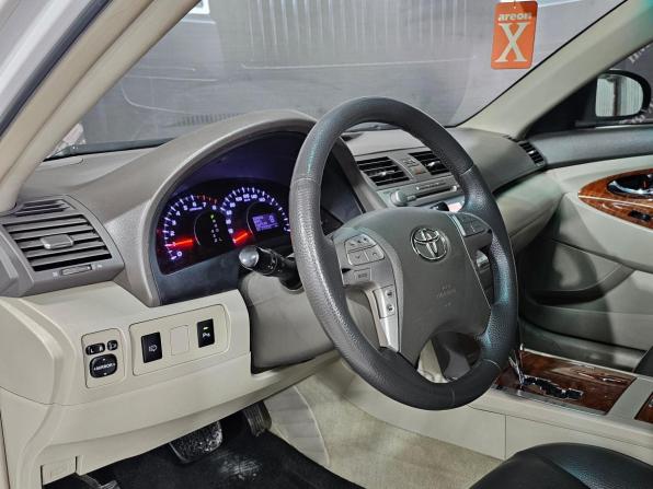 Toyota Camry VI (XV40) Рестайлинг с пробегом 2010 года, цена 1 350 000 рублей, 215430 км, седан, Автокод Объявления