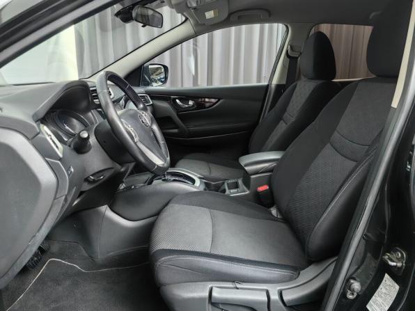Nissan Qashqai II с пробегом 2018 года, цена 1 655 000 рублей, 122619 км, внедорожник, Автокод Объявления