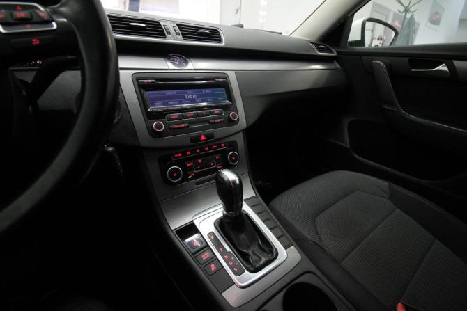 Volkswagen Passat B7 с пробегом 2011 года, цена 920 000 рублей, 260000 км, седан, Автокод Объявления