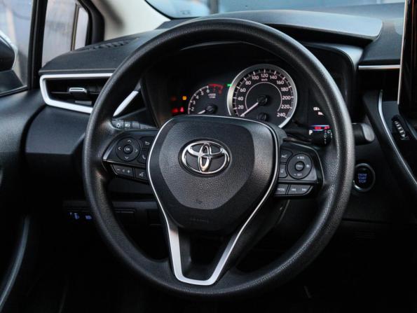 Toyota Corolla XII (E210) с пробегом 2022 года, цена 1 980 000 рублей, 38732 км, седан, Автокод Объявления