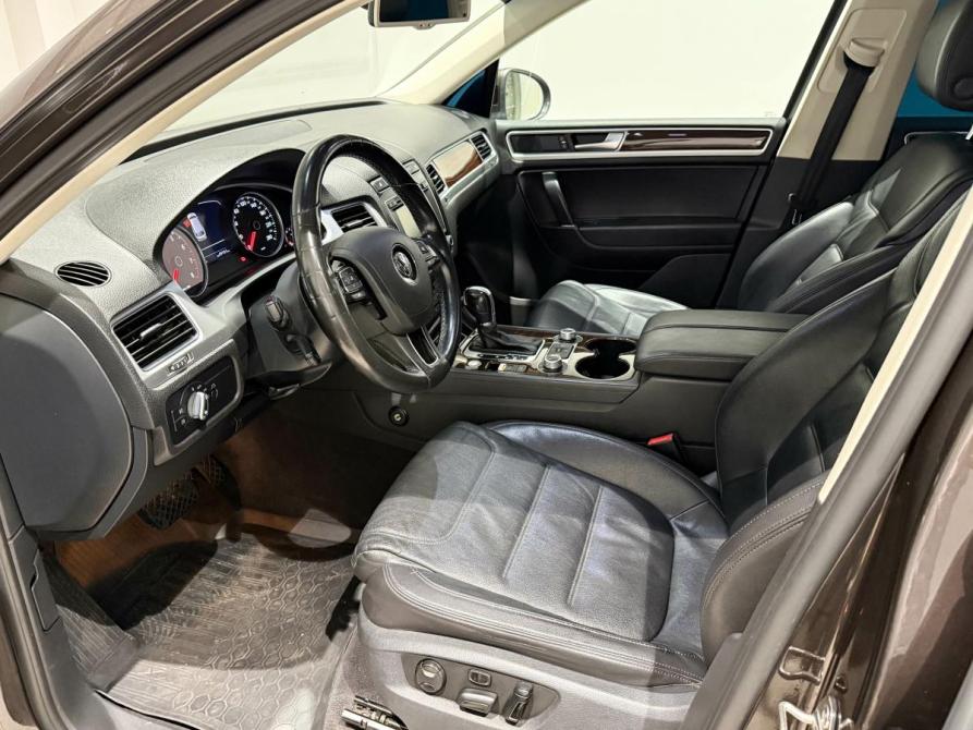 Volkswagen Touareg II Рестайлинг Екатеринбург  - изображение 13