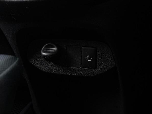 Toyota Vitz III (XP130) Рестайлинг 2 с пробегом 2017 года, цена 965 000 рублей, 122427 км, хэтчбек, Автокод Объявления