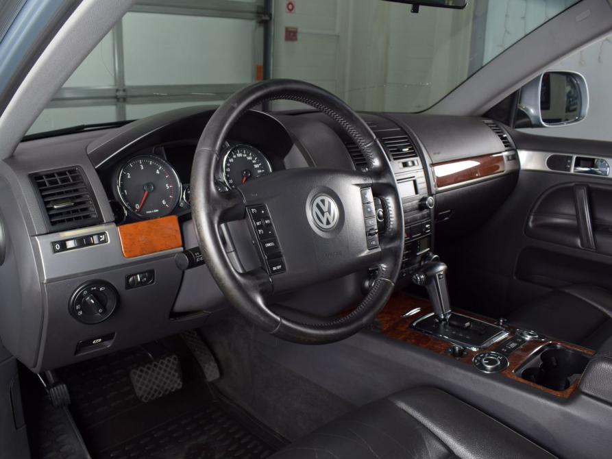 Volkswagen Touareg I Рестайлинг Кемерово  - изображение 7