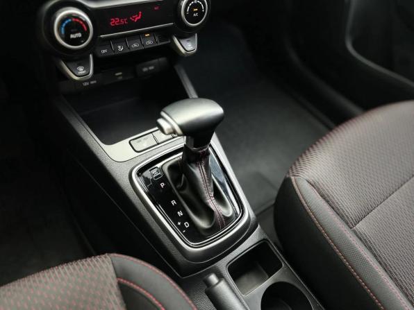 Kia Rio IV Рестайлинг с пробегом 2022 года, цена 1 949 000 рублей, 30000 км, хэтчбек, Автокод Объявления