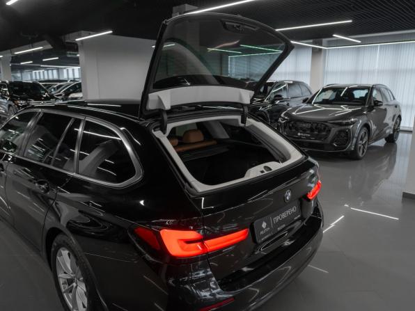 BMW 5 серии VII (G30/G31/G38) Рестайлинг с пробегом 2022 года, цена 3 750 000 рублей, 81324 км, универсал, Автокод Объявления