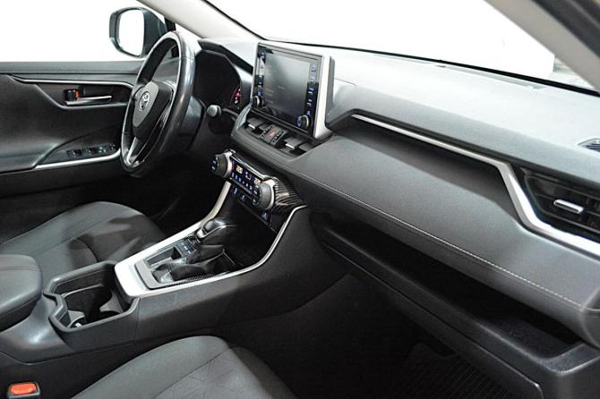 Toyota RAV4 V (XA50) с пробегом 2020 года, цена 2 500 000 рублей, 128650 км, внедорожник, Автокод Объявления
