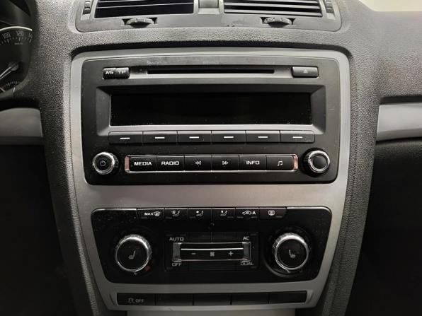 Skoda Octavia II (A5) Рестайлинг с пробегом 2012 года, цена 766 000 рублей, 230470 км, лифтбек, Автокод Объявления