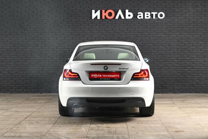 BMW 1 серии I (E81/E82/E87/E88) Рестайлинг с пробегом 2008 года, цена 1 160 000 рублей, 215485 км, купе, Автокод Объявления