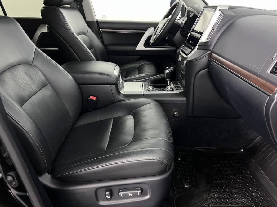 Toyota Land Cruiser 200 Series Рестайлинг 2 Калининград  - изображение 12
