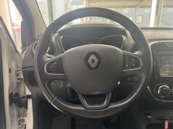 Renault Kaptur I с пробегом 2017 года, цена 1 600 000 рублей, 61195 км, внедорожник, Автокод Объявления