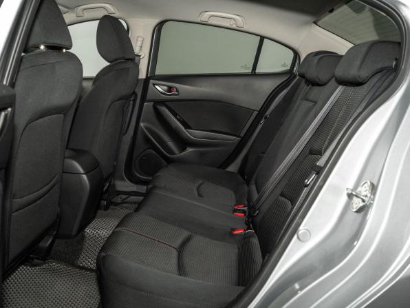 Mazda Axela III Рестайлинг с пробегом 2017 года, цена 1 398 500 рублей, 78270 км, седан, Автокод Объявления