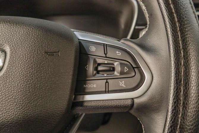 Geely Atlas Pro с пробегом 2024 года, цена 2 399 000 рублей, 26100 км, внедорожник, Автокод Объявления