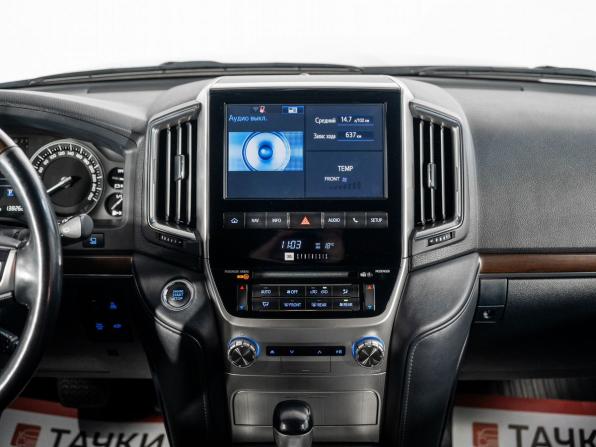 Toyota Land Cruiser 200 Series Рестайлинг 2 с пробегом 2018 года, цена 7 250 000 рублей, 138262 км, внедорожник, Автокод Объявления