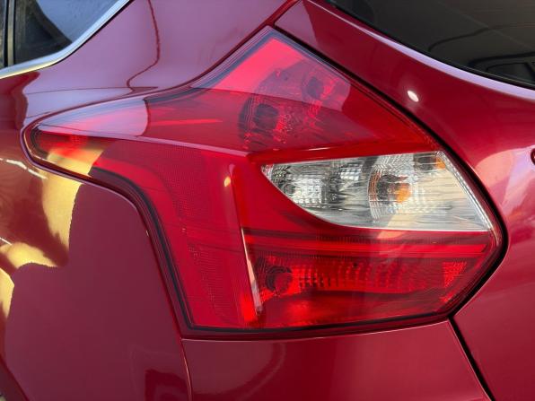 Ford Focus III с пробегом 2012 года, цена 829 000 рублей, 132147 км, хэтчбек, Автокод Объявления