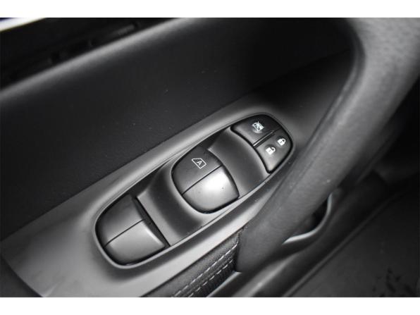 Nissan Qashqai II с пробегом 2018 года, цена 1 750 000 рублей, 23974 км, внедорожник, Автокод Объявления