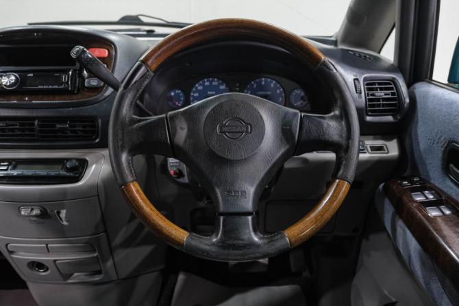 Nissan Serena II (C24) с пробегом 2000 года, цена 449 000 рублей, 620000 км, минивэн, Автокод Объявления