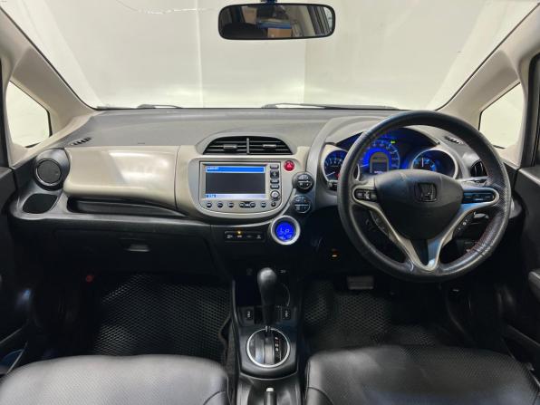Honda Fit II с пробегом 2011 года, цена 820 000 рублей, 153256 км, хэтчбек, Автокод Объявления