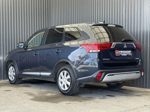 Mitsubishi Outlander III Рестайлинг 3 с пробегом 2018 года, цена 1 677 000 рублей, 161354 км, внедорожник, Автокод Объявления