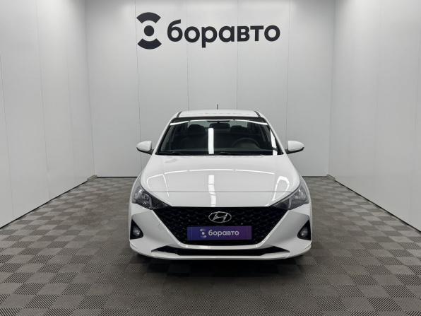 Hyundai Solaris II Рестайлинг с пробегом 2022 года, цена 1 540 000 рублей, 90922 км, седан, Автокод Объявления