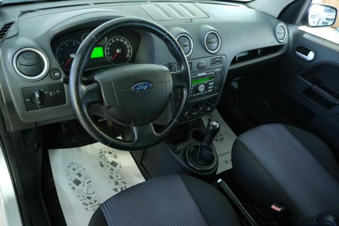 Ford Fusion I Рестайлинг с пробегом 2007 года, цена 449 000 рублей, 211000 км, хэтчбек, Автокод Объявления