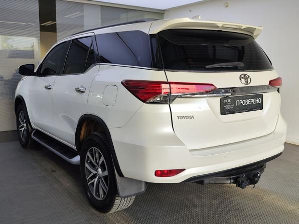 Toyota Fortuner II с пробегом 2017 года, цена 3 469 000 рублей, 146600 км, внедорожник, Автокод Объявления