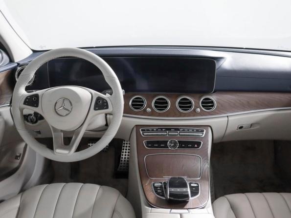 Mercedes-Benz E-Класс V (W213 S213 C238) с пробегом 2018 года, цена 3 700 000 рублей, 87220 км, седан, Автокод Объявления