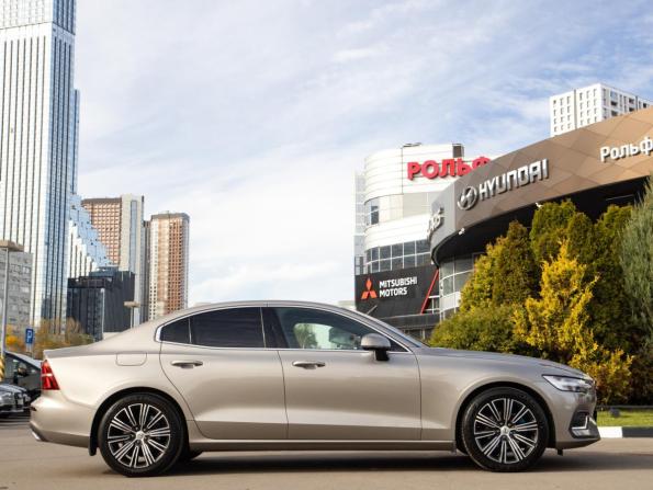 Volvo S60 III с пробегом 2019 года, цена 3 368 000 рублей, 39799 км, седан, Автокод Объявления