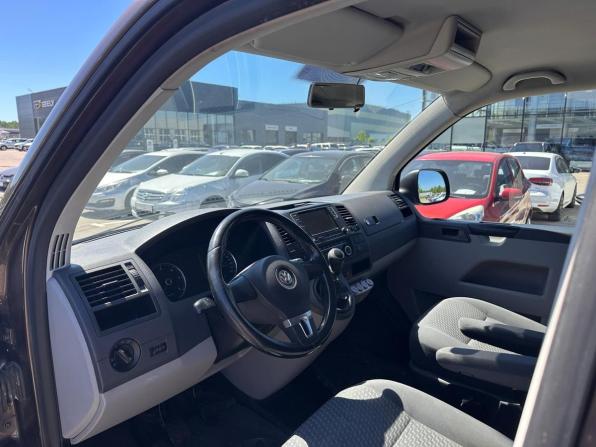 Volkswagen Caravelle T5 Рестайлинг с пробегом 2013 года, цена 1 791 500 рублей, 232566 км, минивэн, Автокод Объявления