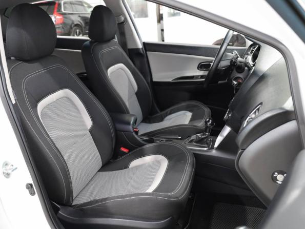 Kia Ceed II Рестайлинг с пробегом 2017 года, цена 1 459 000 рублей, 167442 км, хэтчбек, Автокод Объявления