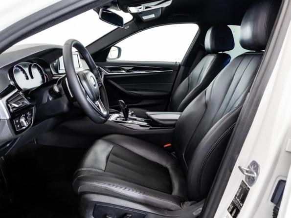 BMW 5 серии VII (G30/G31/G38) с пробегом 2018 года, цена 2 099 000 рублей, 257200 км, седан, Автокод Объявления