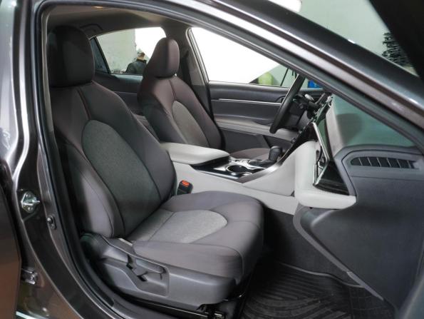 Toyota Camry VIII (XV70) Рестайлинг с пробегом 2020 года, цена 2 749 000 рублей, 113030 км, седан, Автокод Объявления