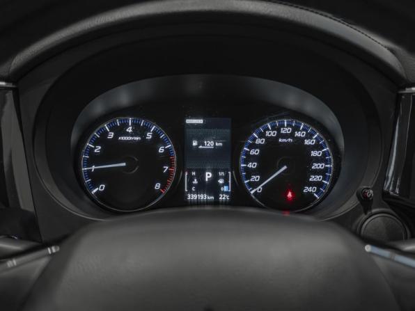 Mitsubishi Outlander III Рестайлинг 2 с пробегом 2015 года, цена 990 000 рублей, 339193 км, внедорожник, Автокод Объявления