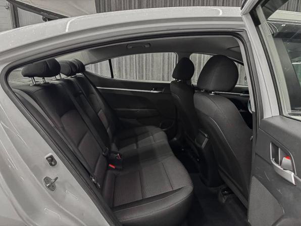Hyundai Elantra VI (AD) Рестайлинг с пробегом 2019 года, цена 1 299 000 рублей, 132450 км, седан, Автокод Объявления