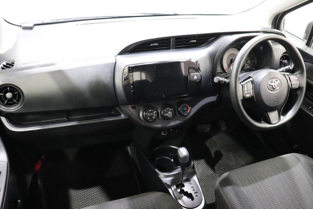 Toyota Vitz III (XP130) Рестайлинг Иркутск  - изображение 15