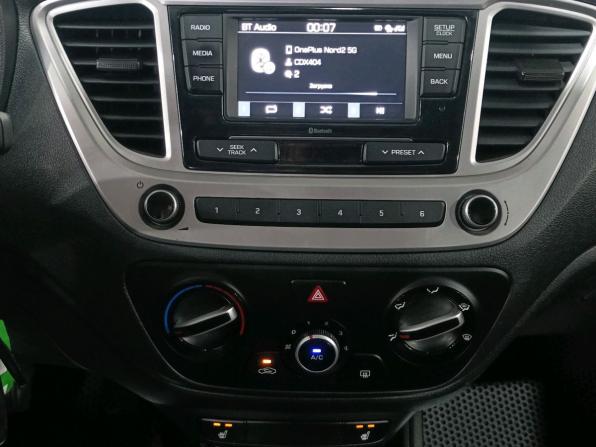 Hyundai Solaris II Рестайлинг с пробегом 2021 года, цена 1 590 000 рублей, 85000 км, седан, Автокод Объявления