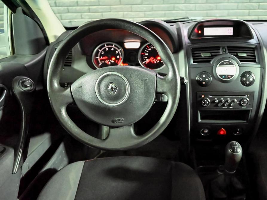 Renault Megane II Рестайлинг Екатеринбург  - изображение 10
