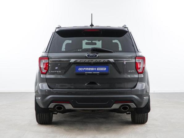 Ford Explorer V Рестайлинг 2 с пробегом 2018 года, цена 2 936 444 рубля, 140847 км, внедорожник, Автокод Объявления