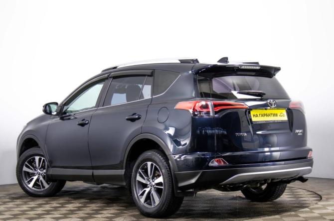 Toyota RAV4 IV (XA40) Рестайлинг с пробегом 2017 года, цена 2 849 000 рублей, 87000 км, внедорожник, Автокод Объявления