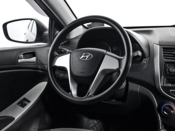 Hyundai Solaris I с пробегом 2012 года, цена 545 000 рублей, 153190 км, хэтчбек, Автокод Объявления